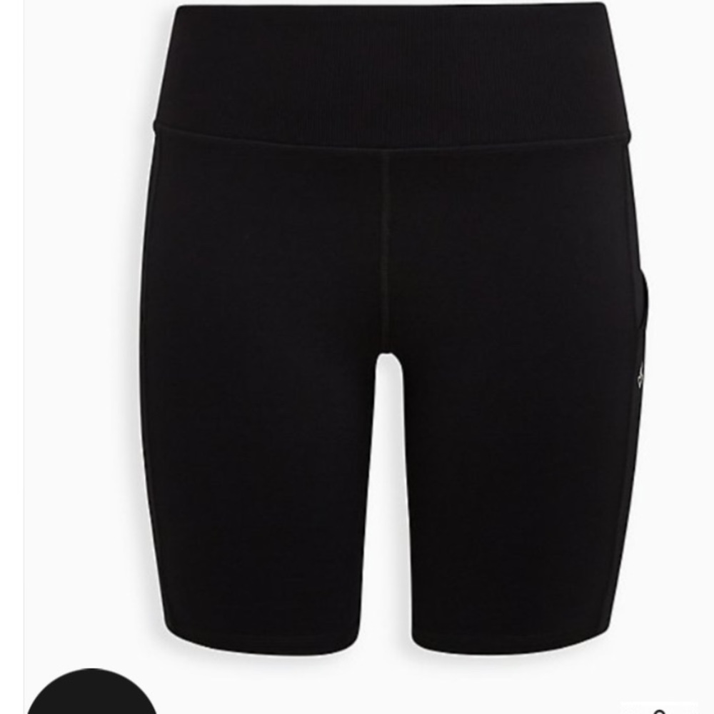 TORRID PERFORMANCE CORE 9 INCH ACTIVE BIKE SHORT WITH RIB TRIM SIZE 0